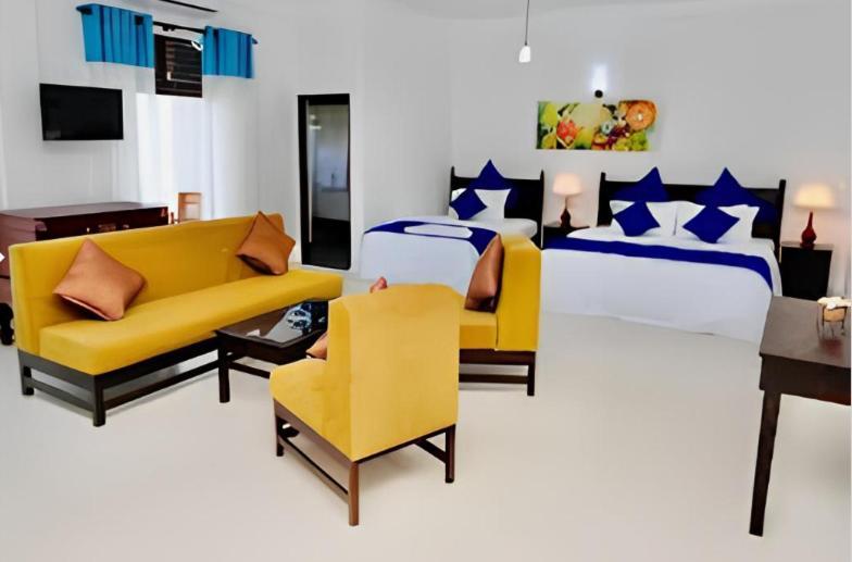 Blue Spring Hotel Wadduwa Dış mekan fotoğraf